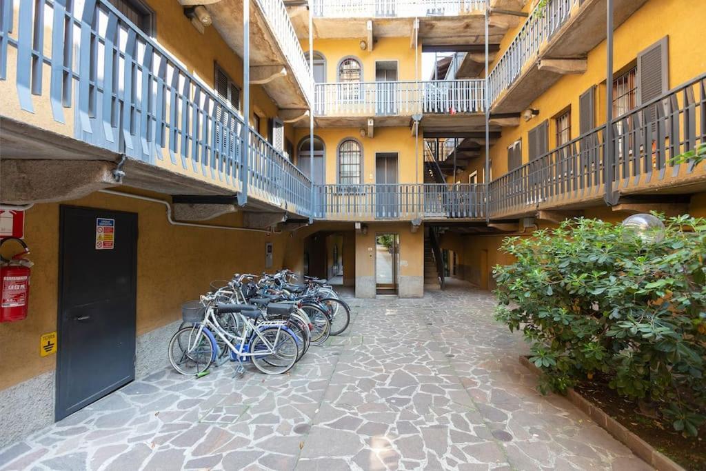 My Charming Apartments Ai Navigli-Vigevano Suite Milano Ngoại thất bức ảnh